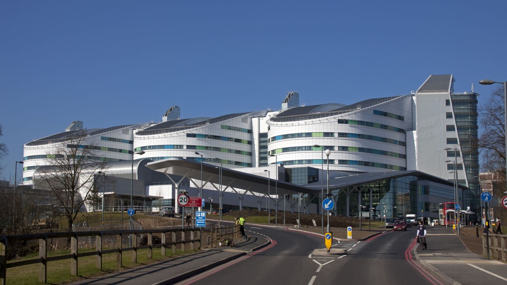 Queen Elizabeth Hospital Birmingham, Edgbaston — main A&E entrance